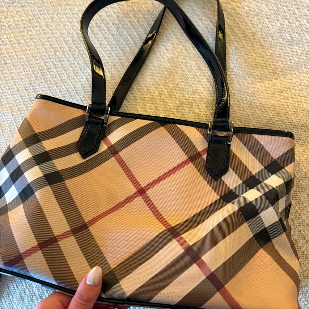 Burberry bag authentic